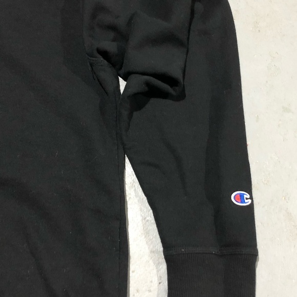 Champion Crewneck Sweatshirt - Picture 4 of 4